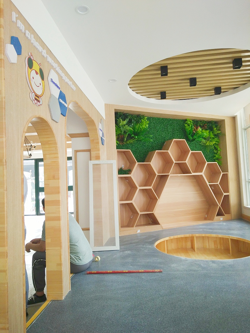 幼兒園讀書角區(qū)實景