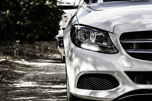 mercedes-benz-841465_640.jpg