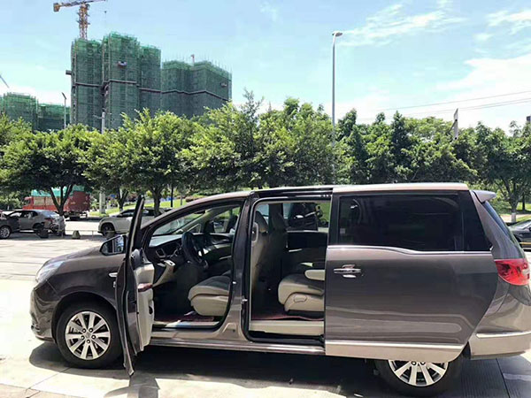 自駕租車